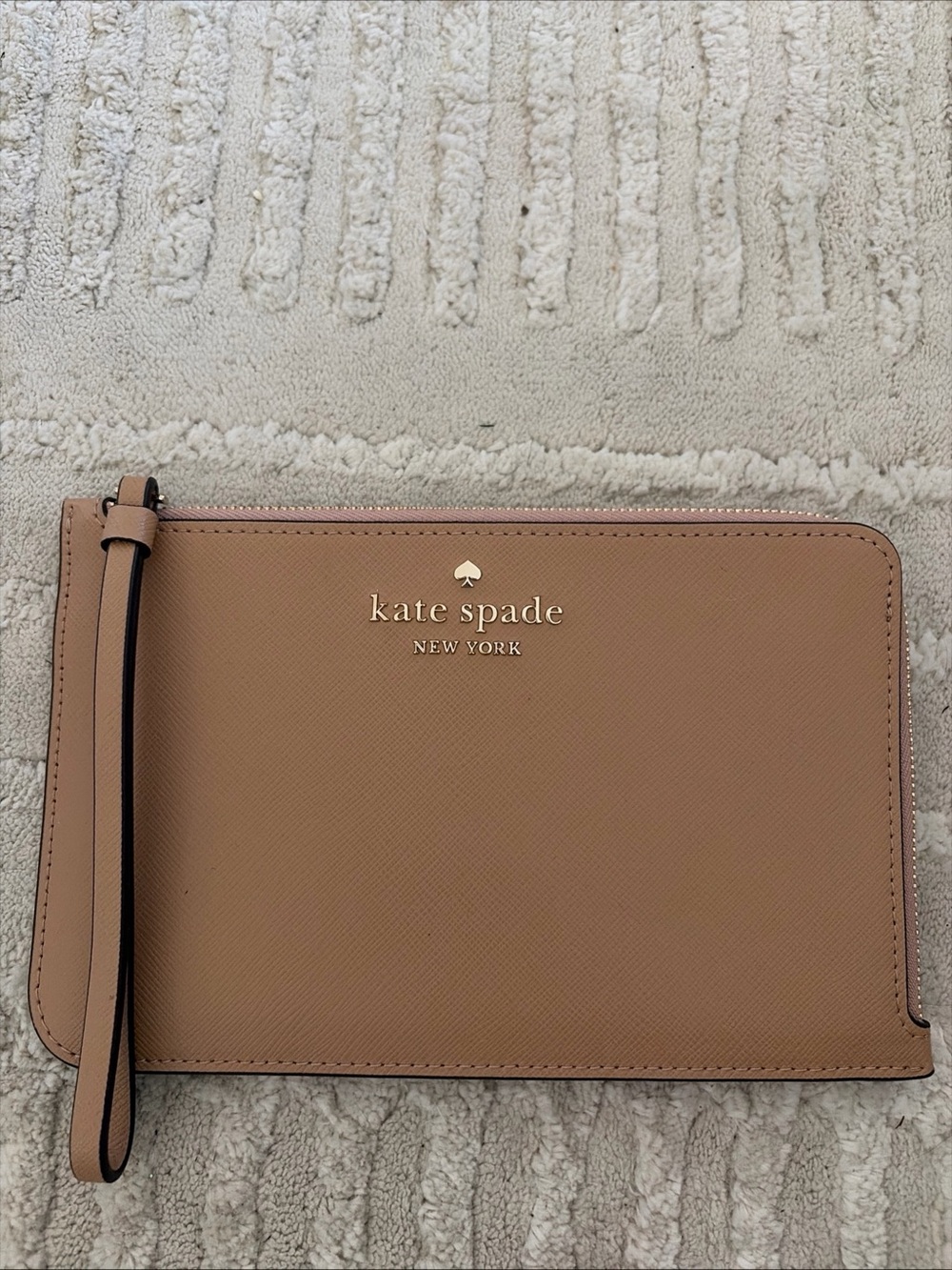 Kate Spade Lucy Bicolor Small L Zip Wristlet Toasted Hazelnut Wallet $99